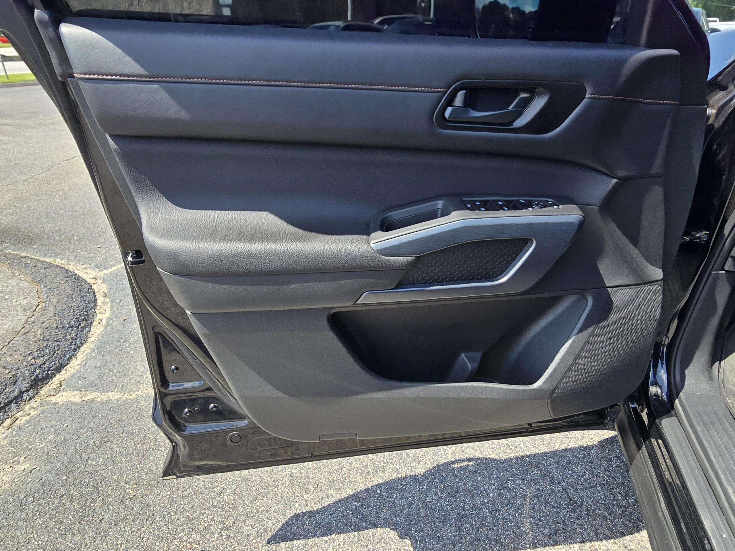 2025 Nissan Pathfinder Rock Creek