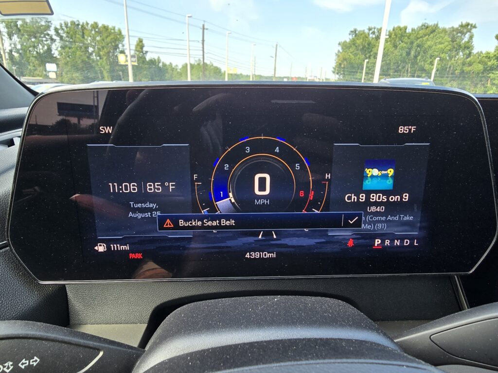 2025 Chevrolet Traverse FWD LT
