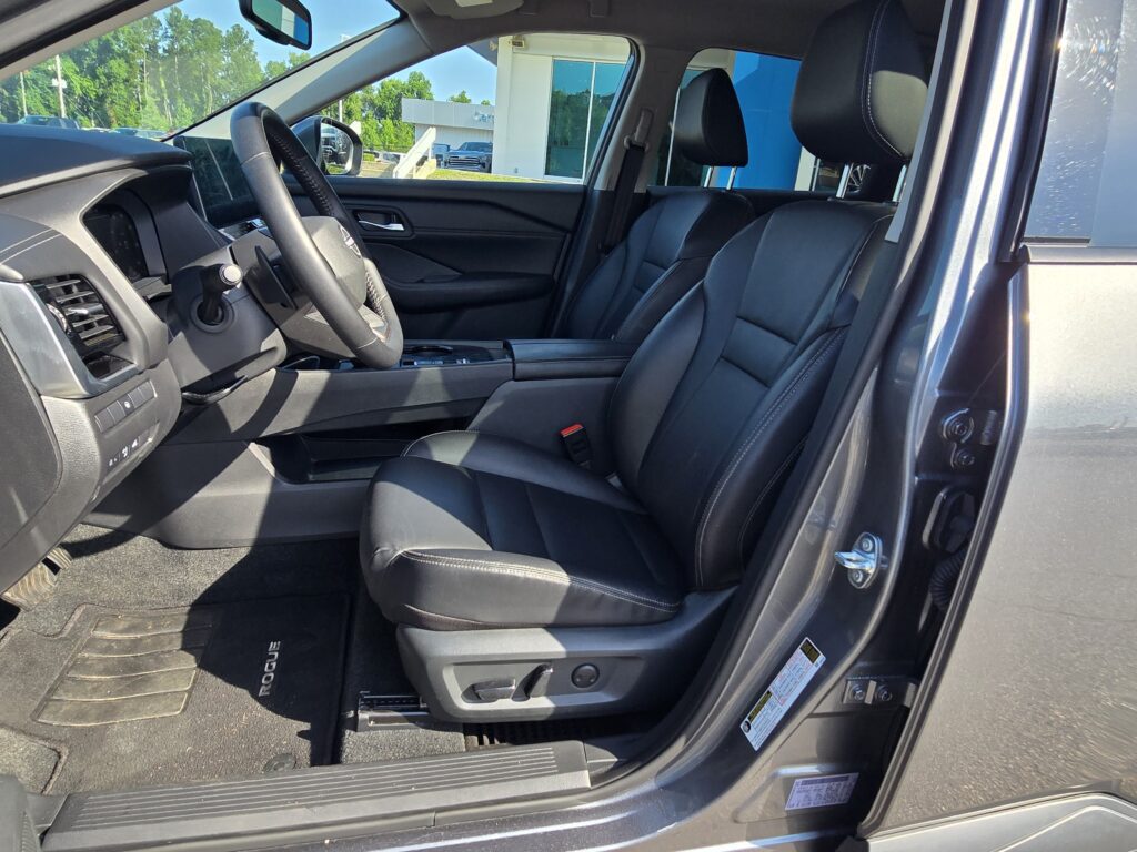 2026 Nissan Rogue SL