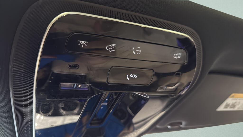 2025 Mercedes-Benz  C 300