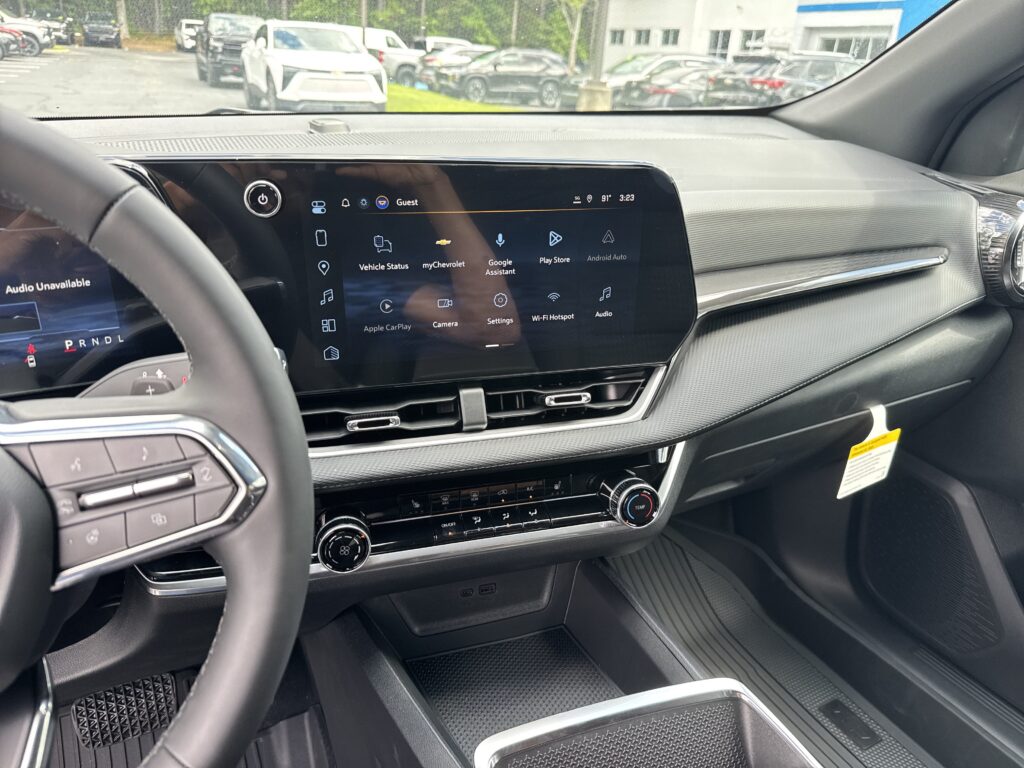 2027 Chevrolet Equinox FWD LT