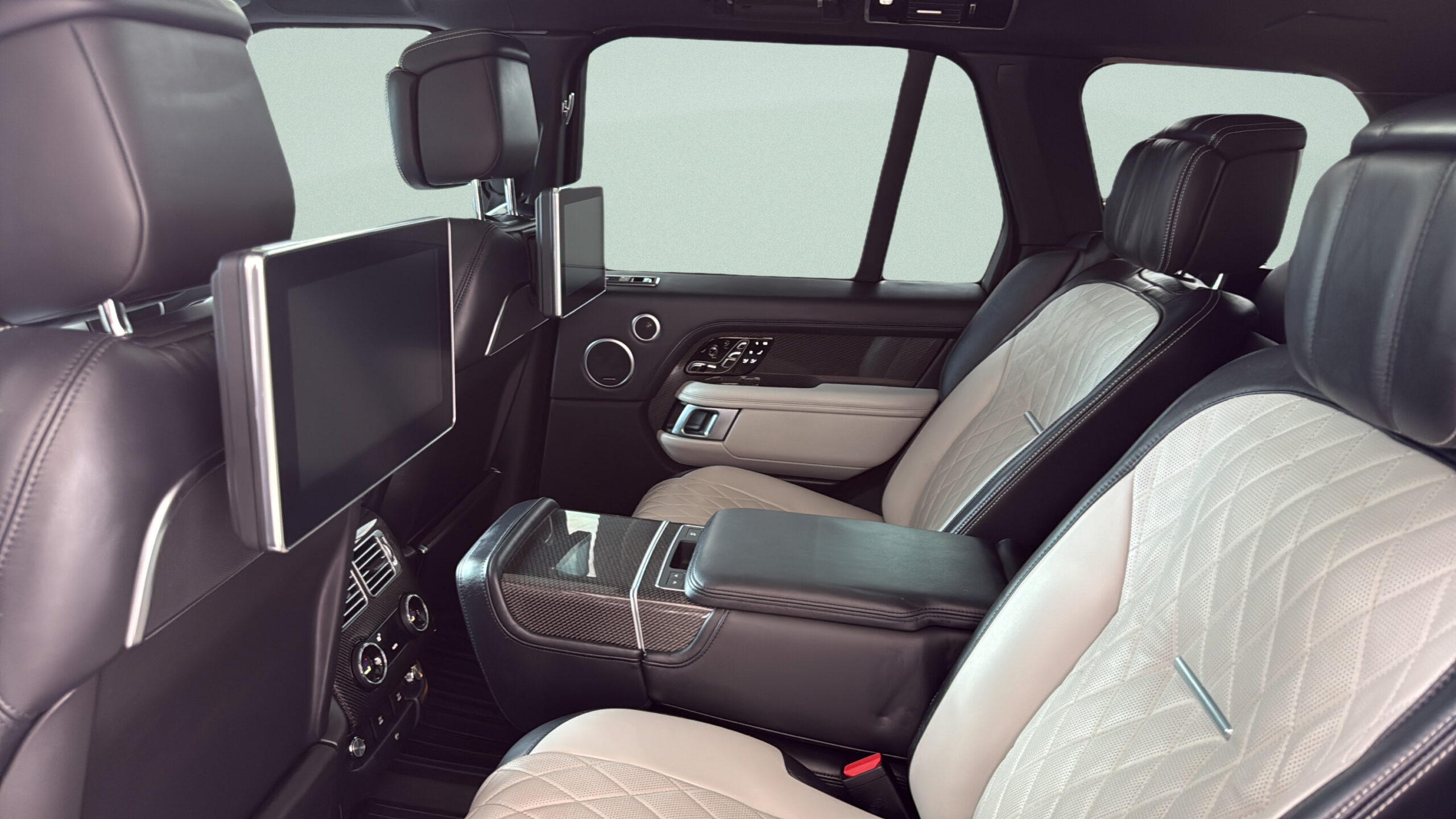 2021 Land Rover Range Rover SV Autobiography Dynamic