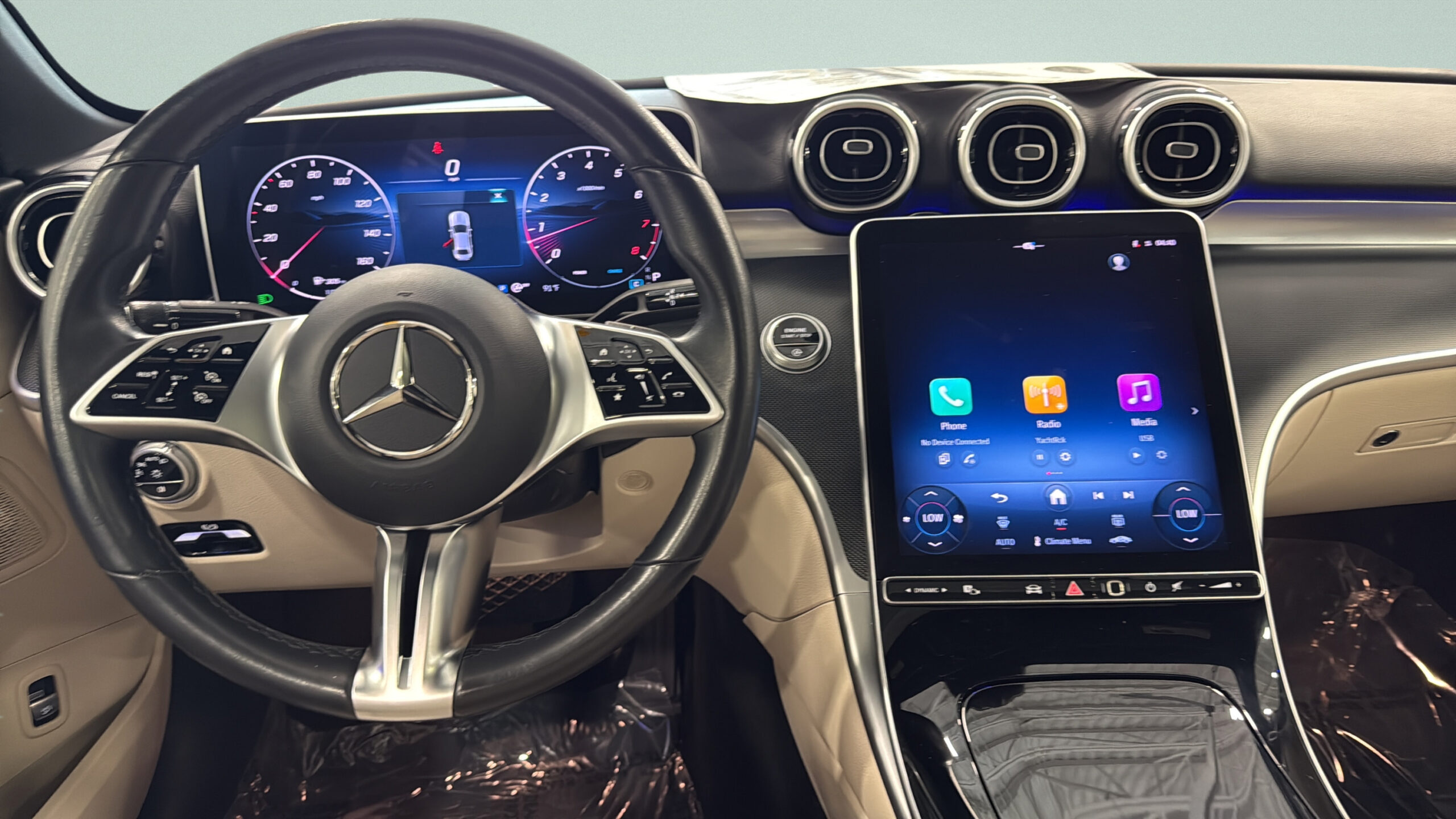 2025 Mercedes-Benz  C 300