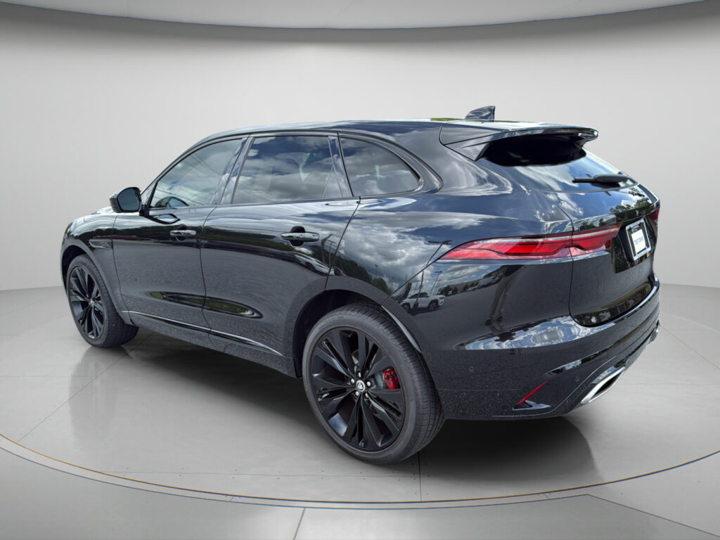 2026 Jaguar F-PACE R-Dynamic S