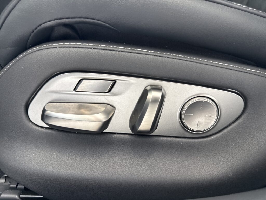 2023 Lexus LS LS 500h