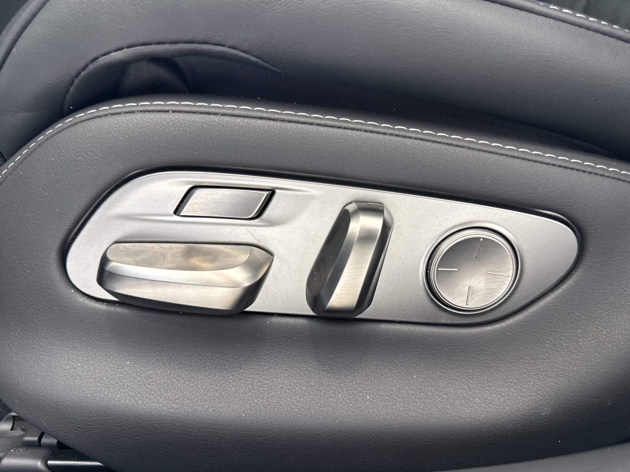 2023 Lexus LS LS 500h