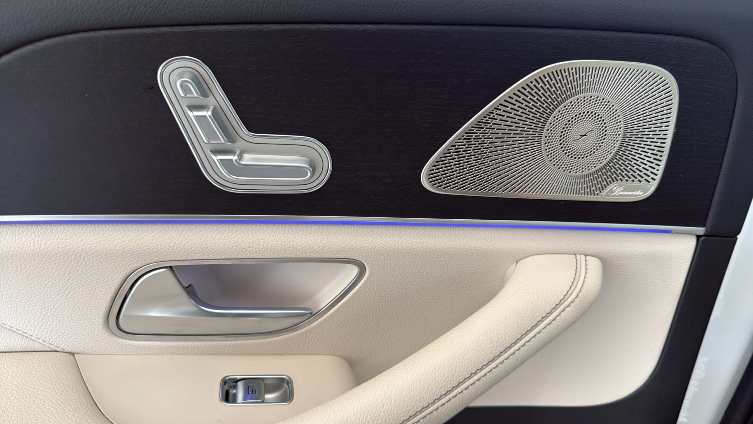 2025 Mercedes-Benz  GLS 450