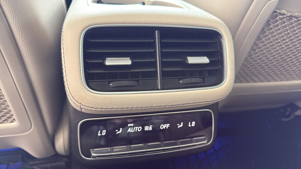 2025 Mercedes-Benz  GLS 450