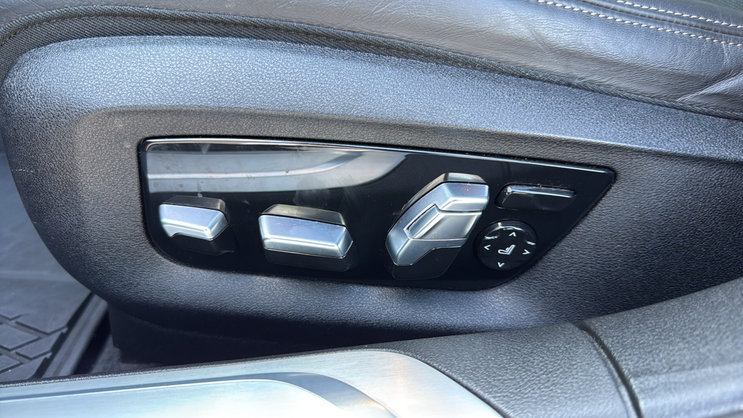 2022 BMW 7 Series 740i xDrive