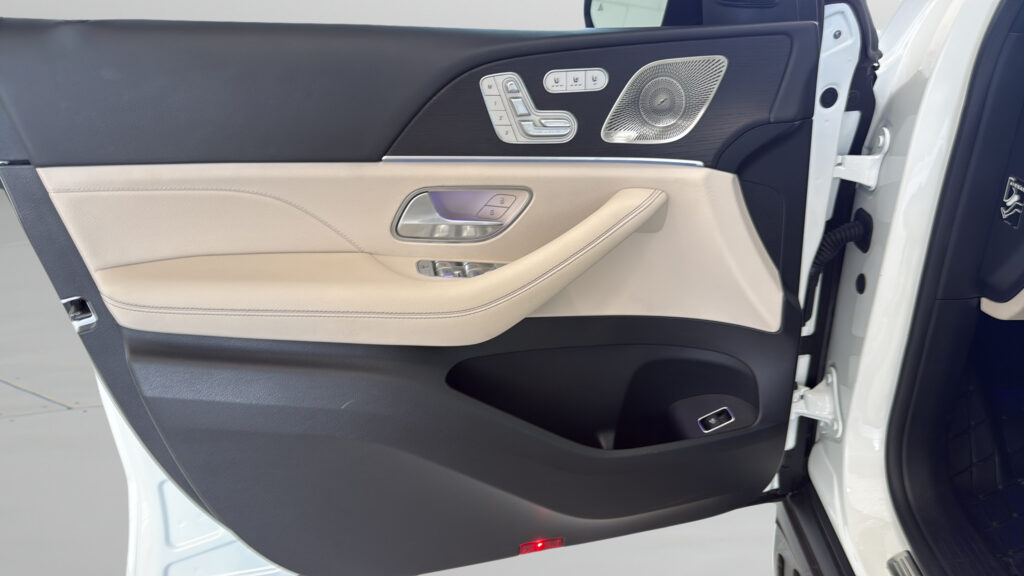2025 Mercedes-Benz  GLS 450