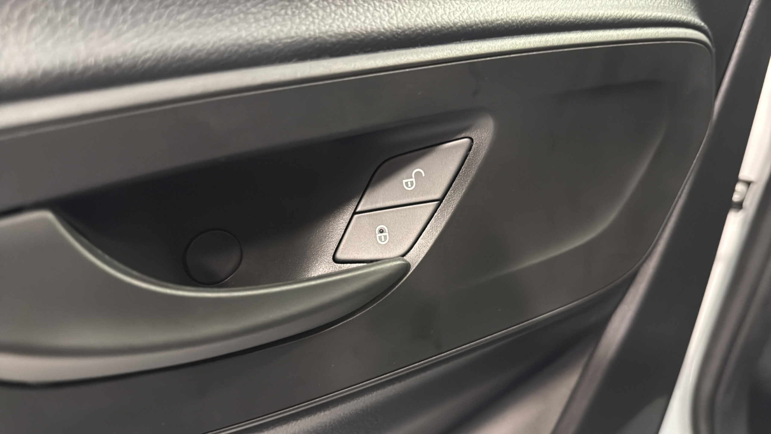 2026 Mercedes-Benz Sprinter Cargo Van Worker