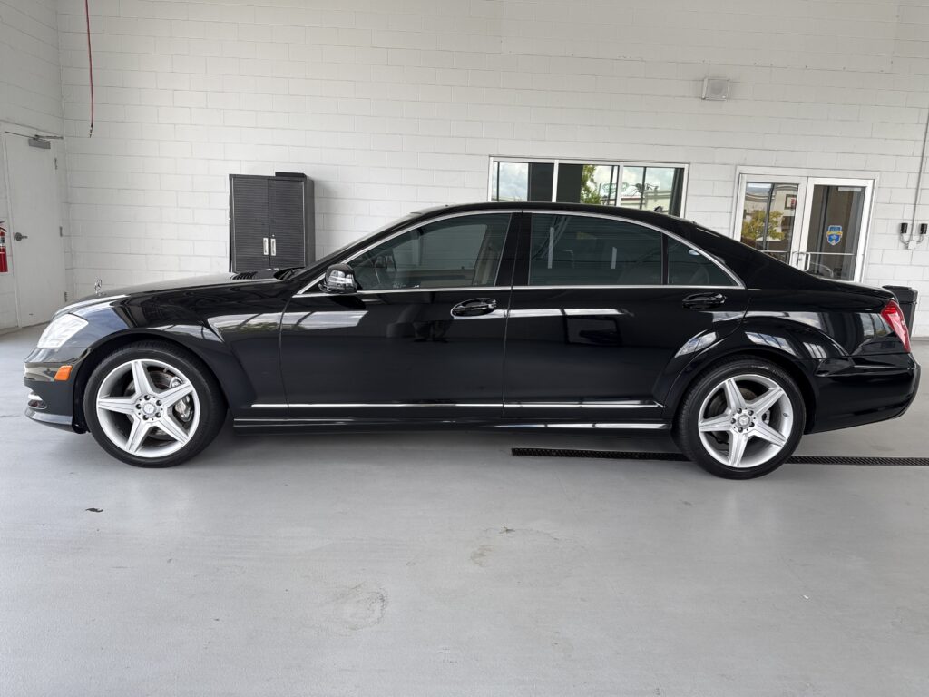 2011 Mercedes-Benz S-Class S 550