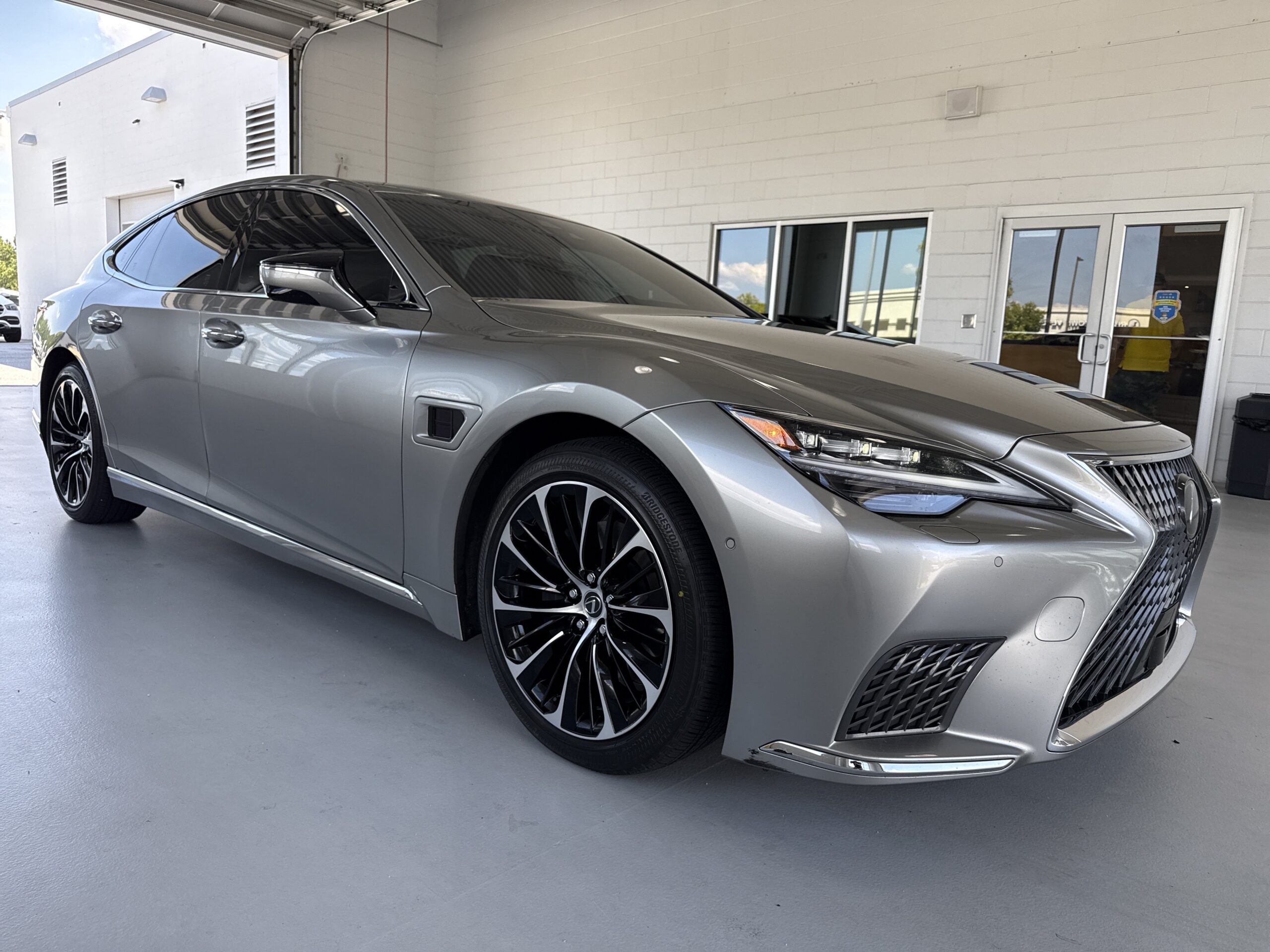 2023 Lexus LS LS 500h