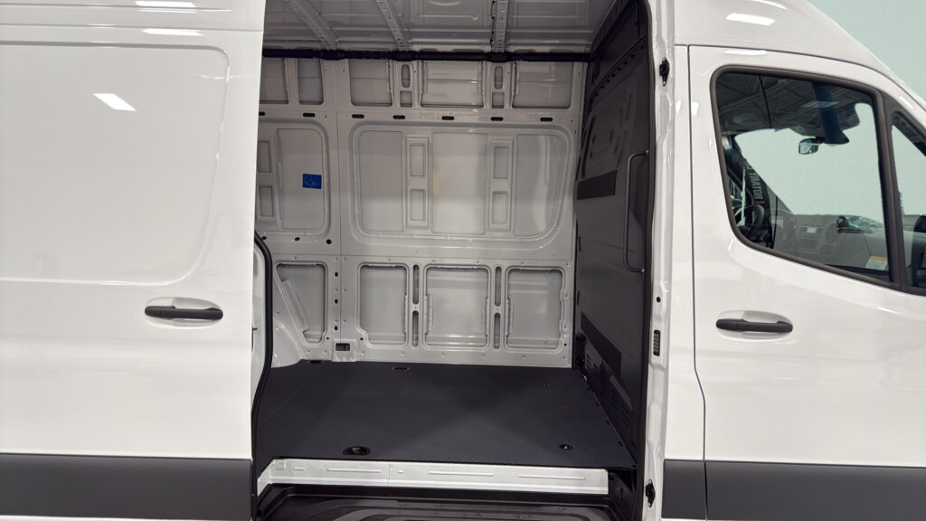 2026 Mercedes-Benz Sprinter Cargo Van Worker