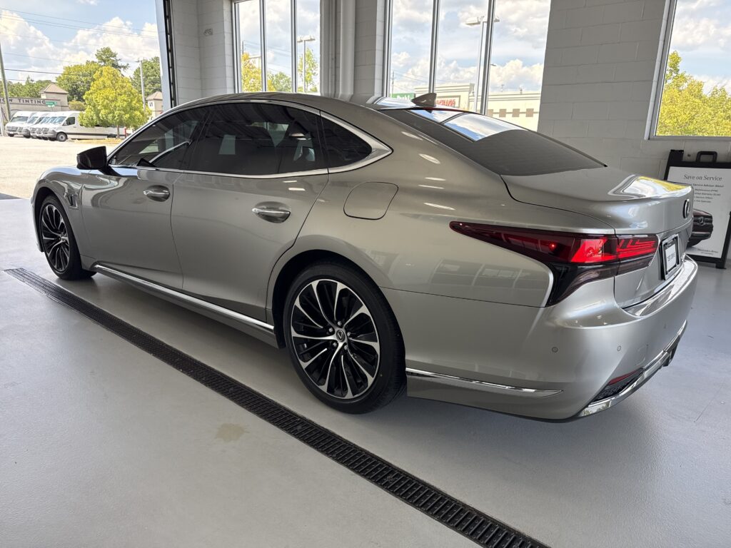 2023 Lexus LS LS 500h