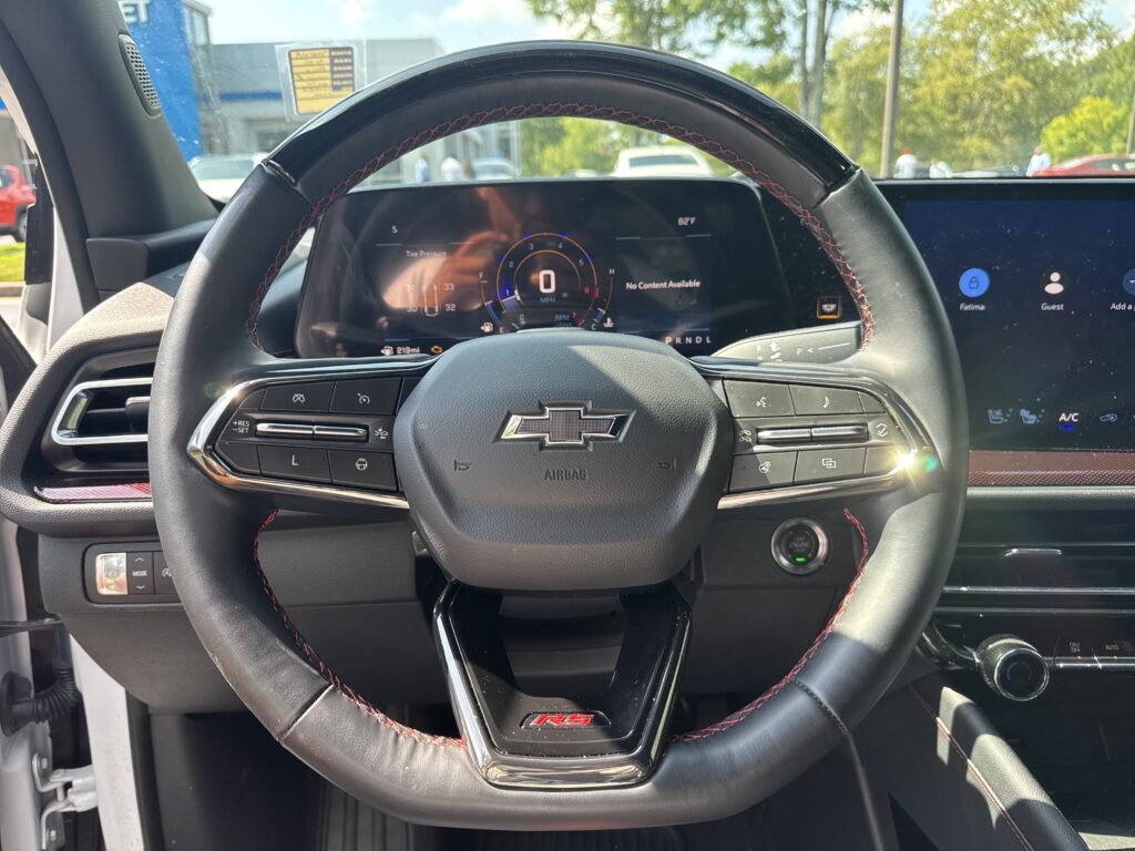 2025 Chevrolet Traverse FWD RS