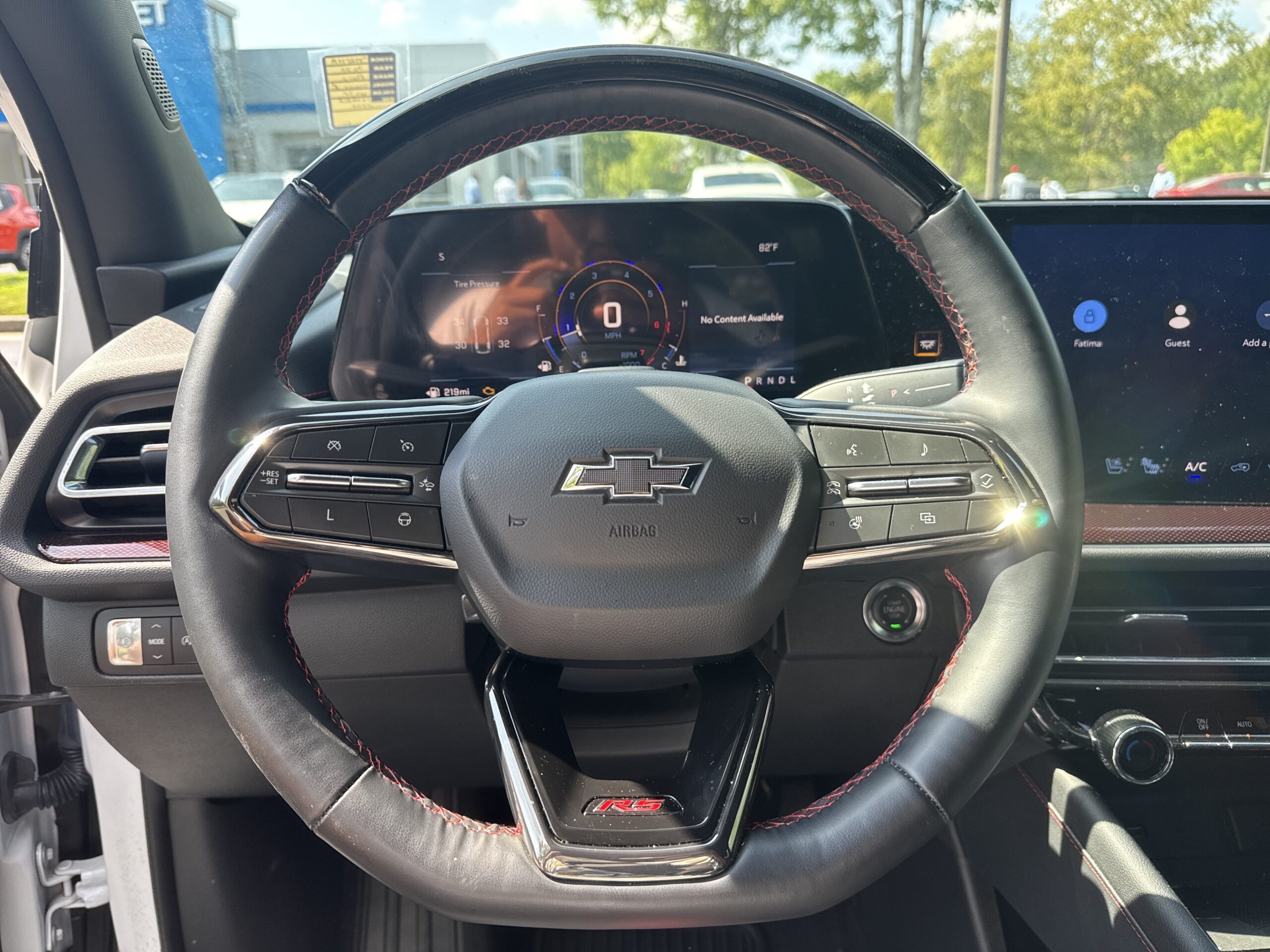 2025 Chevrolet Traverse FWD RS