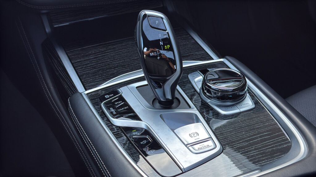 2022 BMW 7 Series 740i xDrive