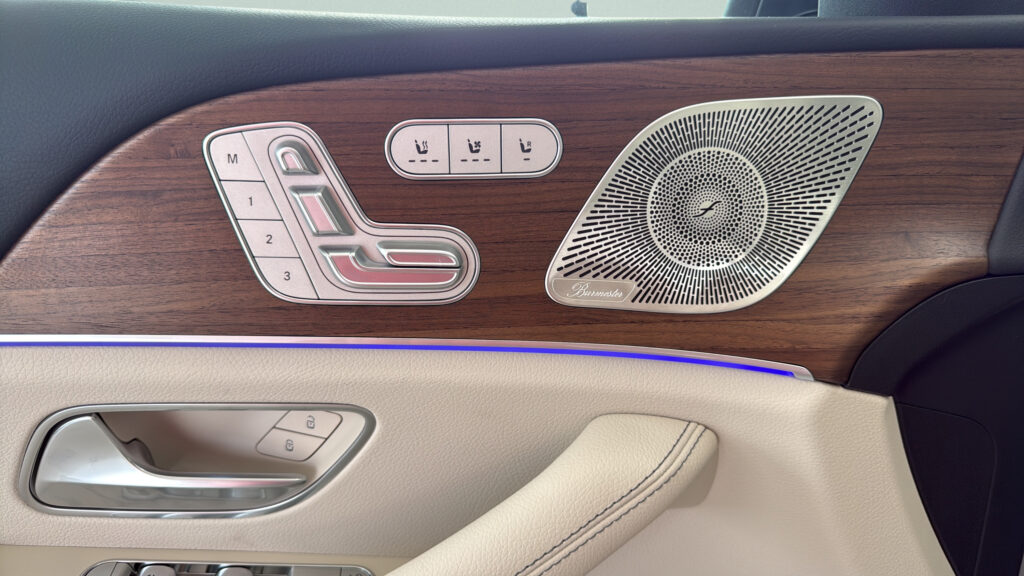 2026 Mercedes-Benz  GLS 450