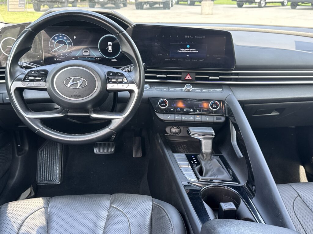 2023 Hyundai Elantra Limited