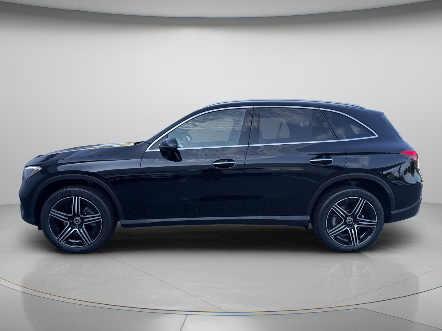 2027 Mercedes-Benz GLC GLC 300