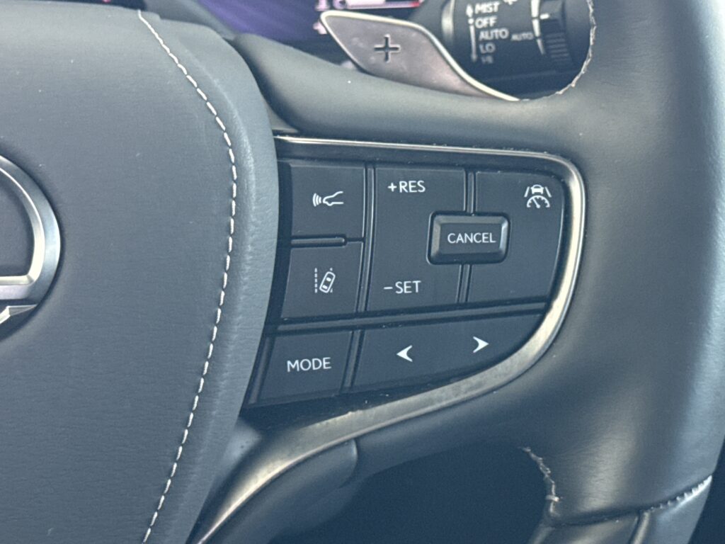 2023 Lexus LS LS 500h