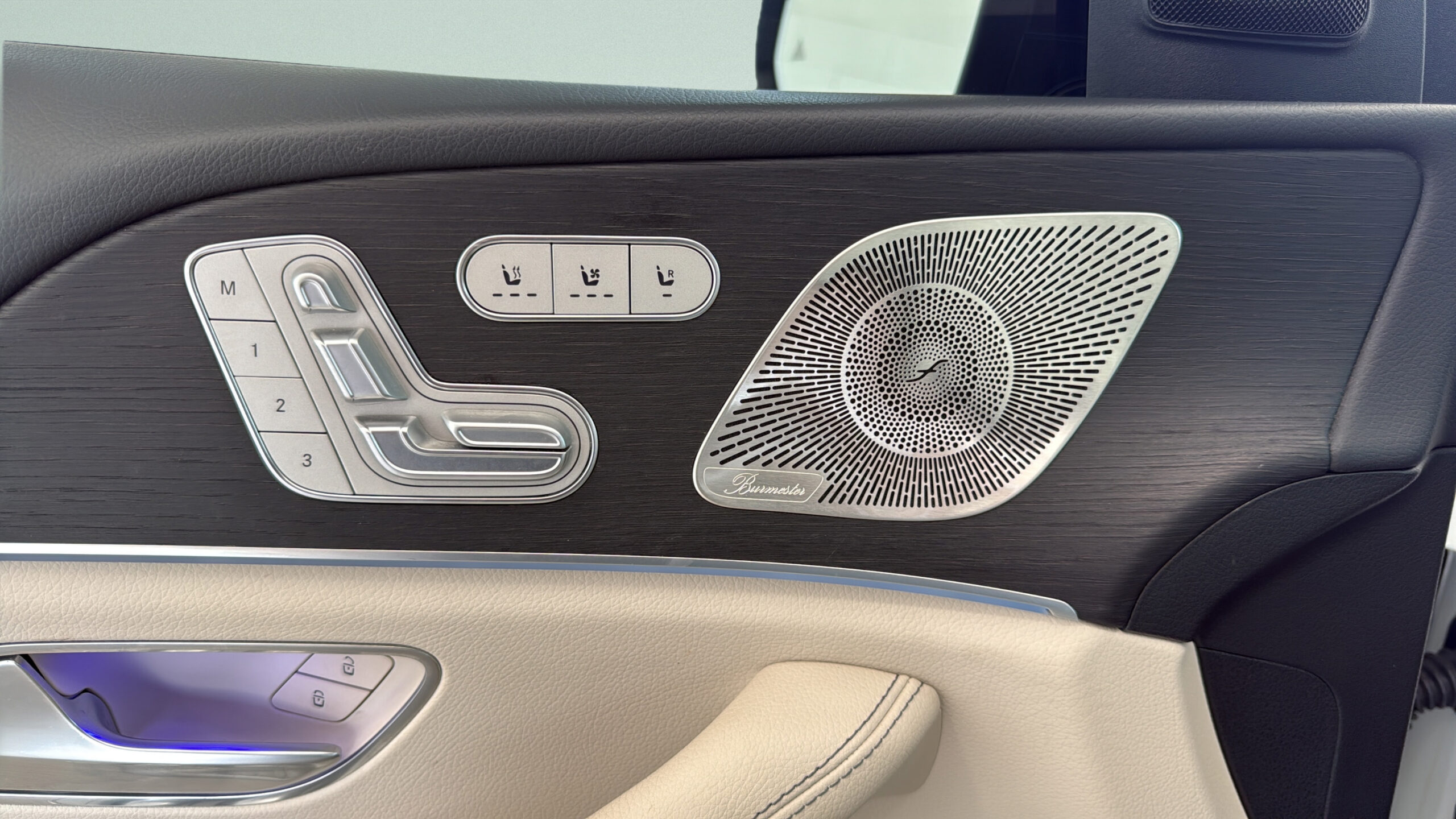 2025 Mercedes-Benz  GLS 450