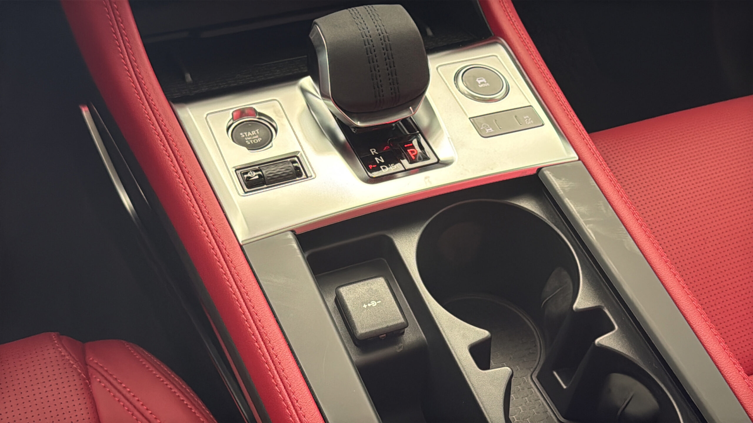 2026 Jaguar F-PACE R-Dynamic S
