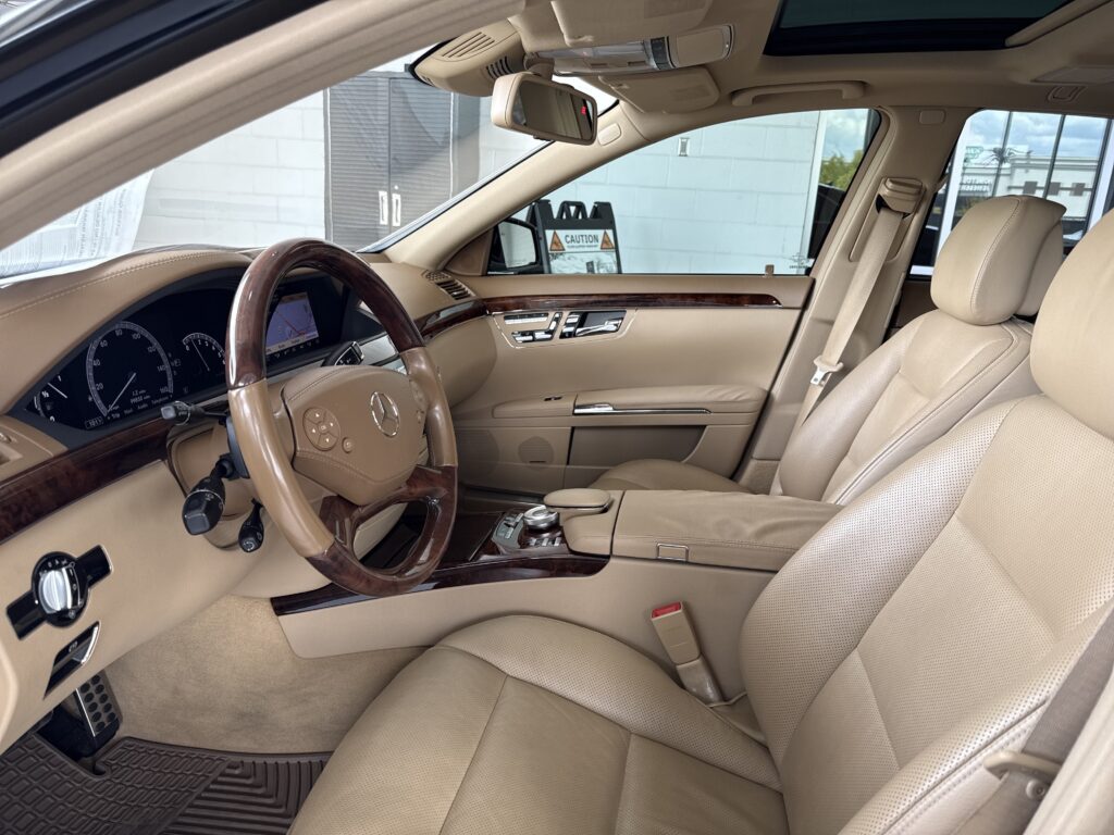 2011 Mercedes-Benz S-Class S 550