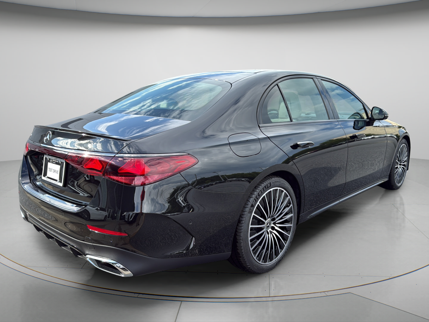 2027 Mercedes-Benz  E 350