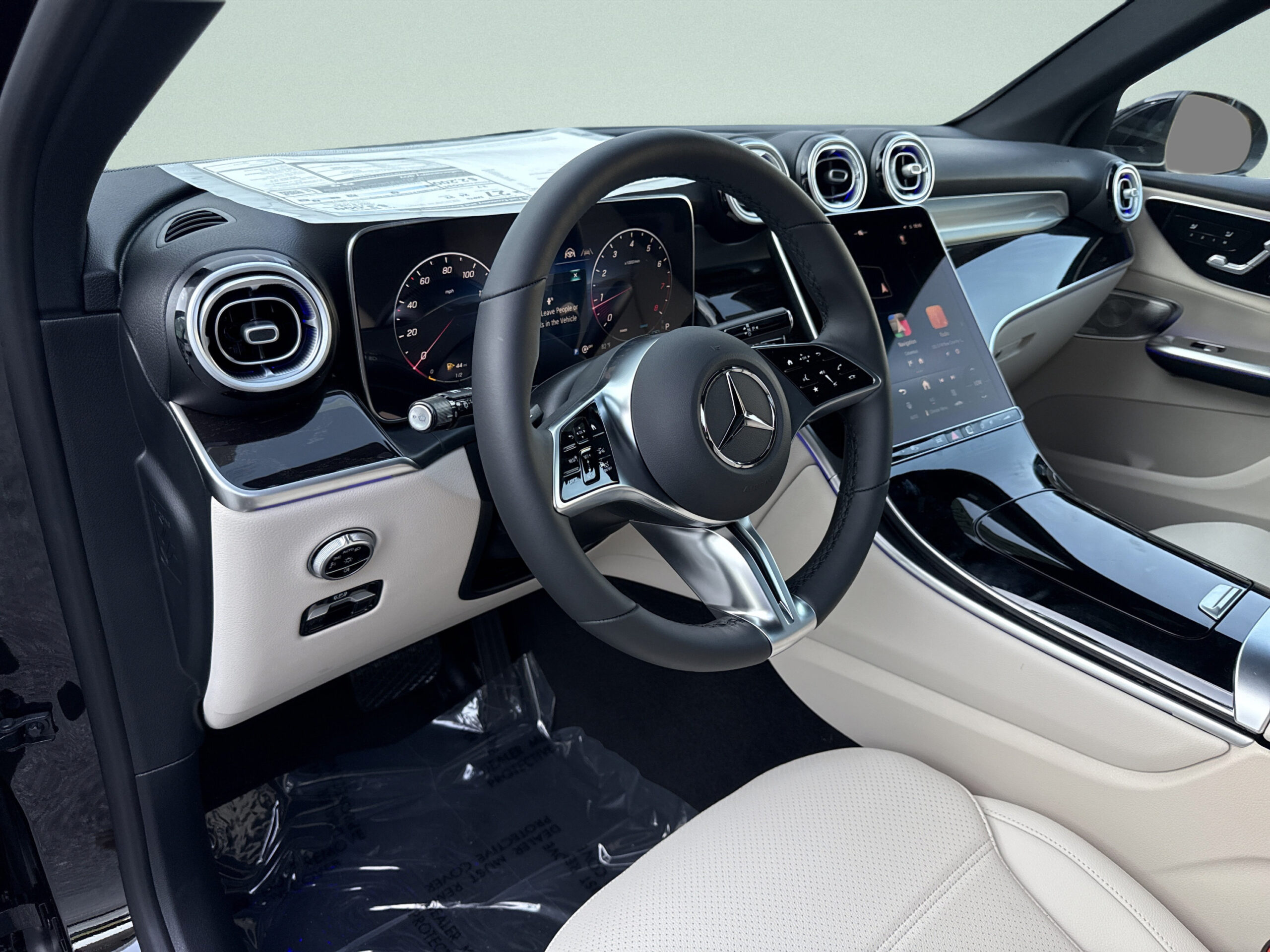 2027 Mercedes-Benz  GLC 300