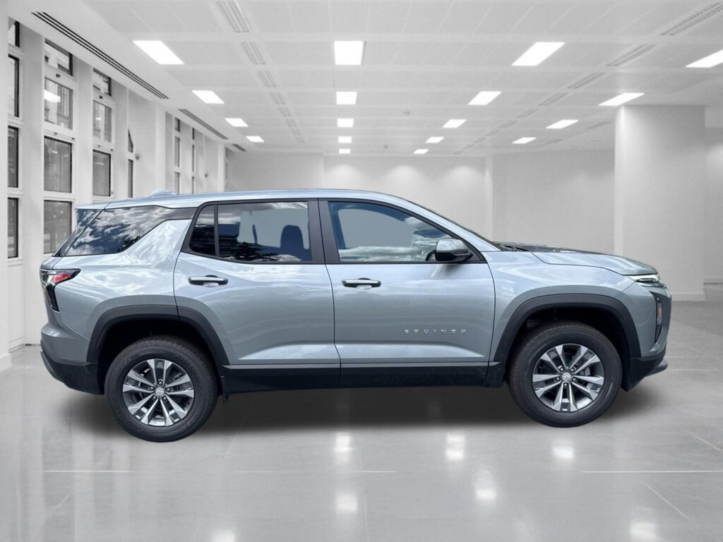 2027 Chevrolet Equinox FWD LT