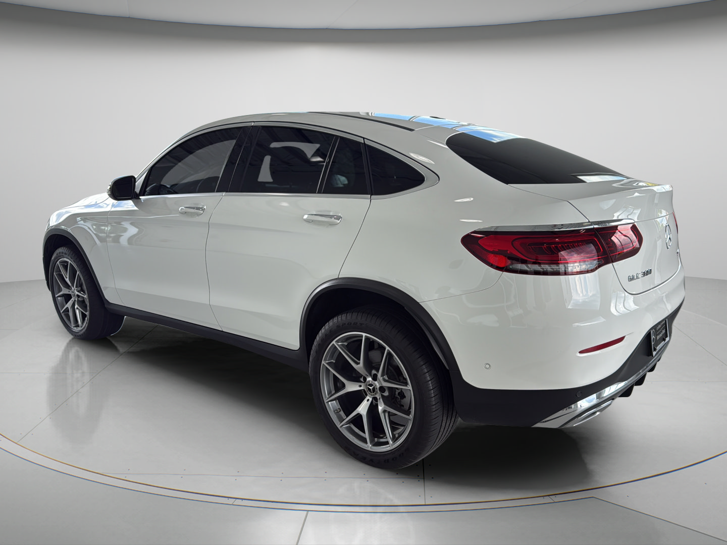 2023 Mercedes-Benz  GLC 300