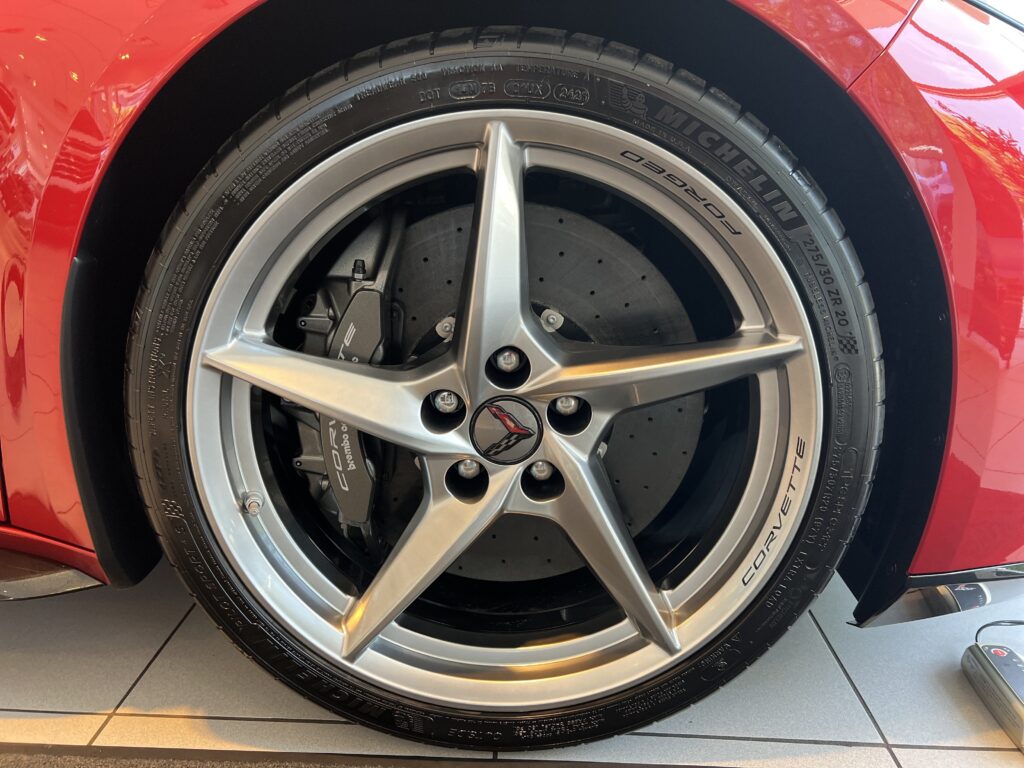 2027 Chevrolet Corvette 2LT