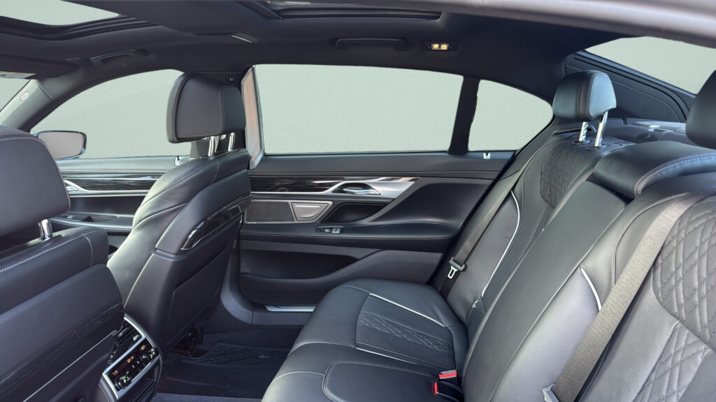 2022 BMW 7 Series 740i xDrive