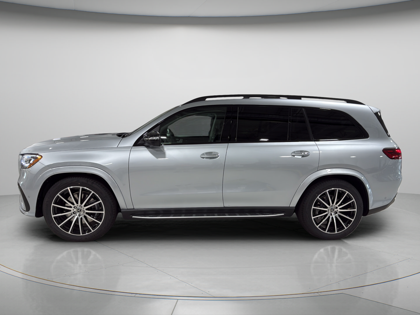 2026 Mercedes-Benz  GLS 450