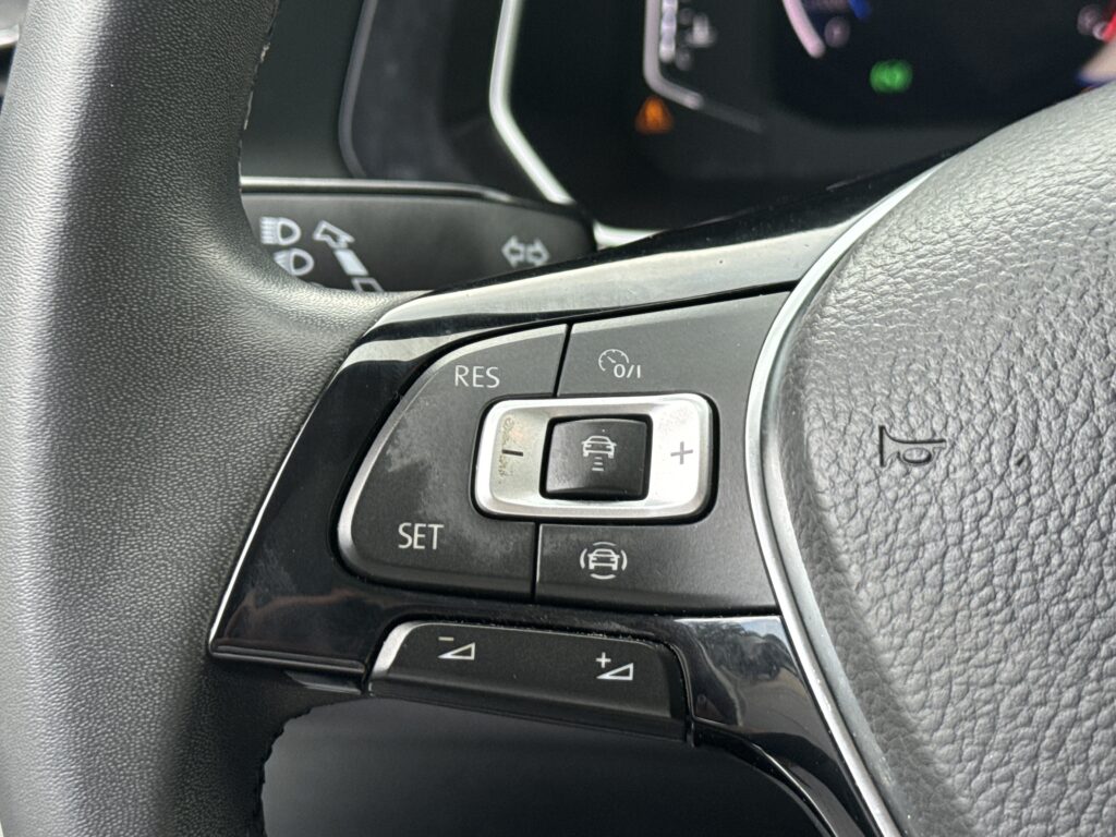 2020 Volkswagen Jetta SEL Premium