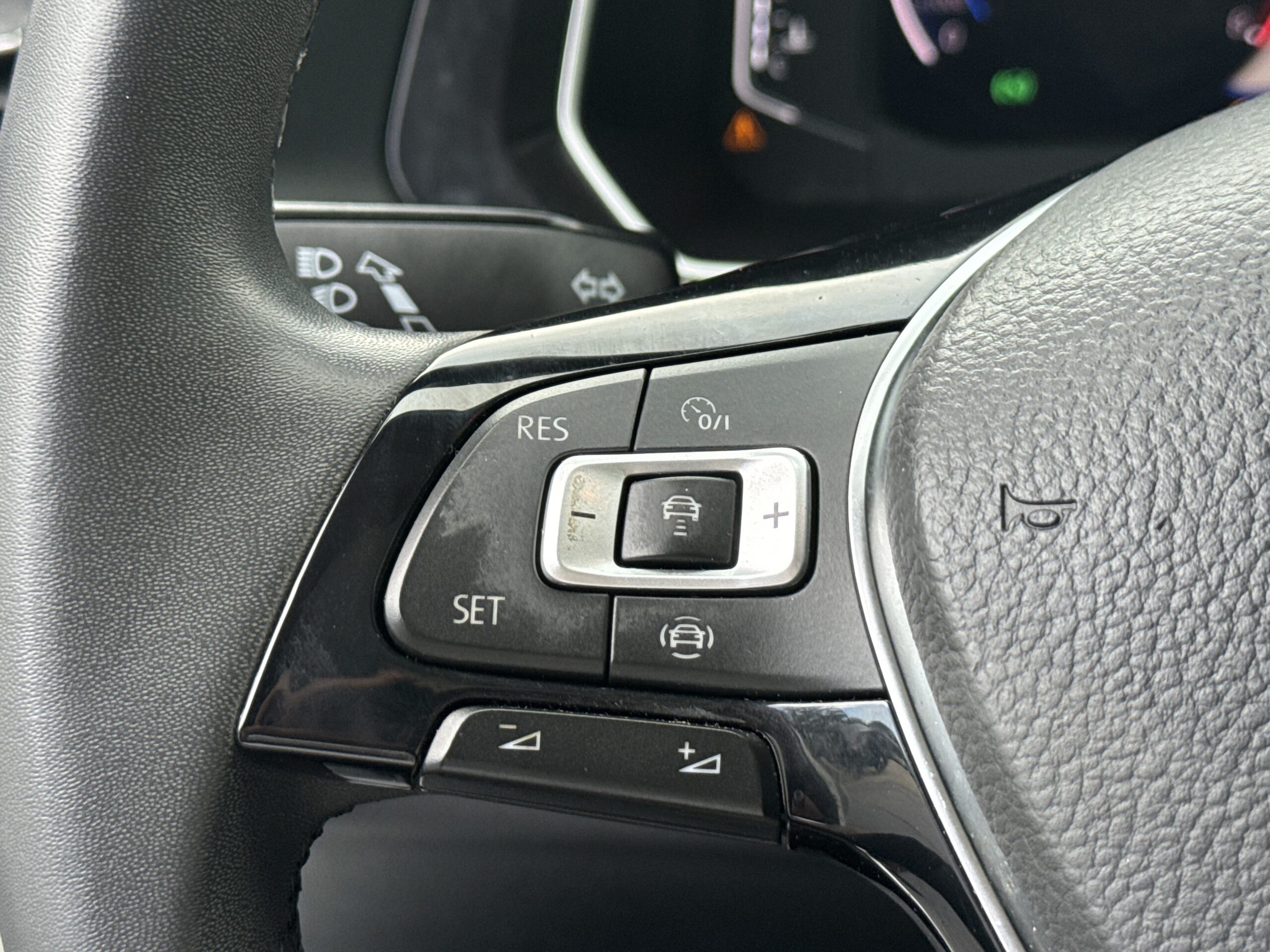 2020 Volkswagen Jetta SEL Premium
