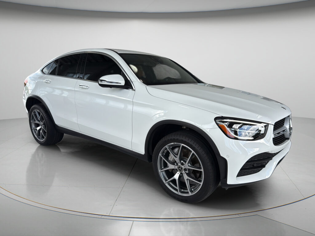 2023 Mercedes-Benz  GLC 300
