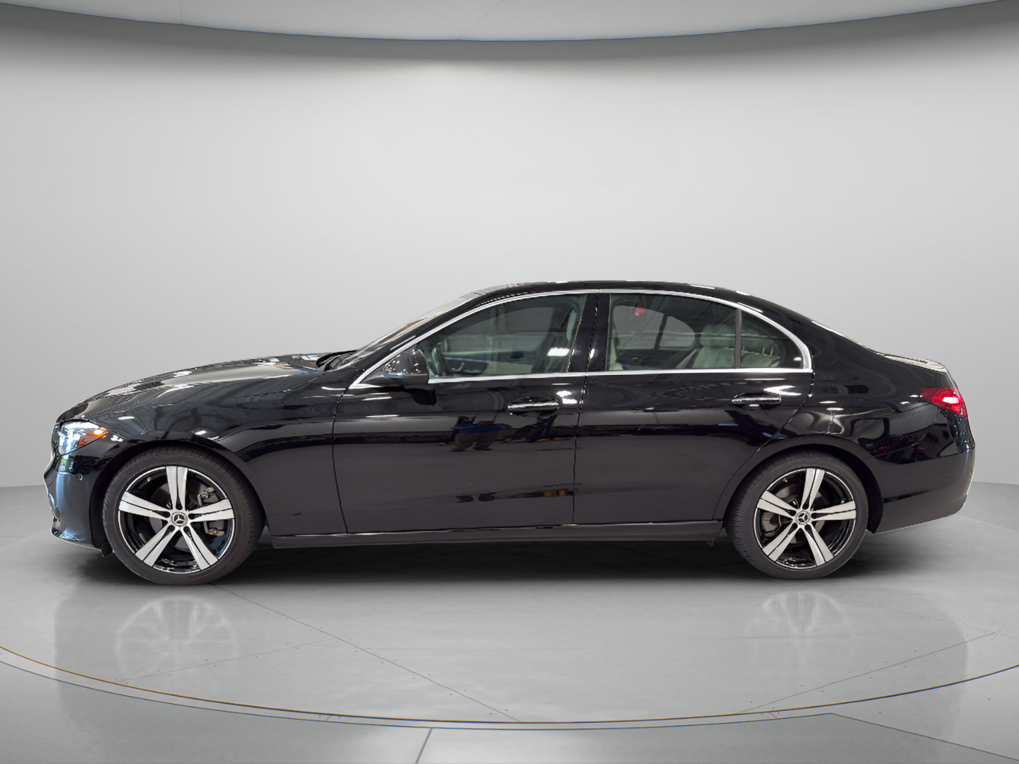 2025 Mercedes-Benz  C 300