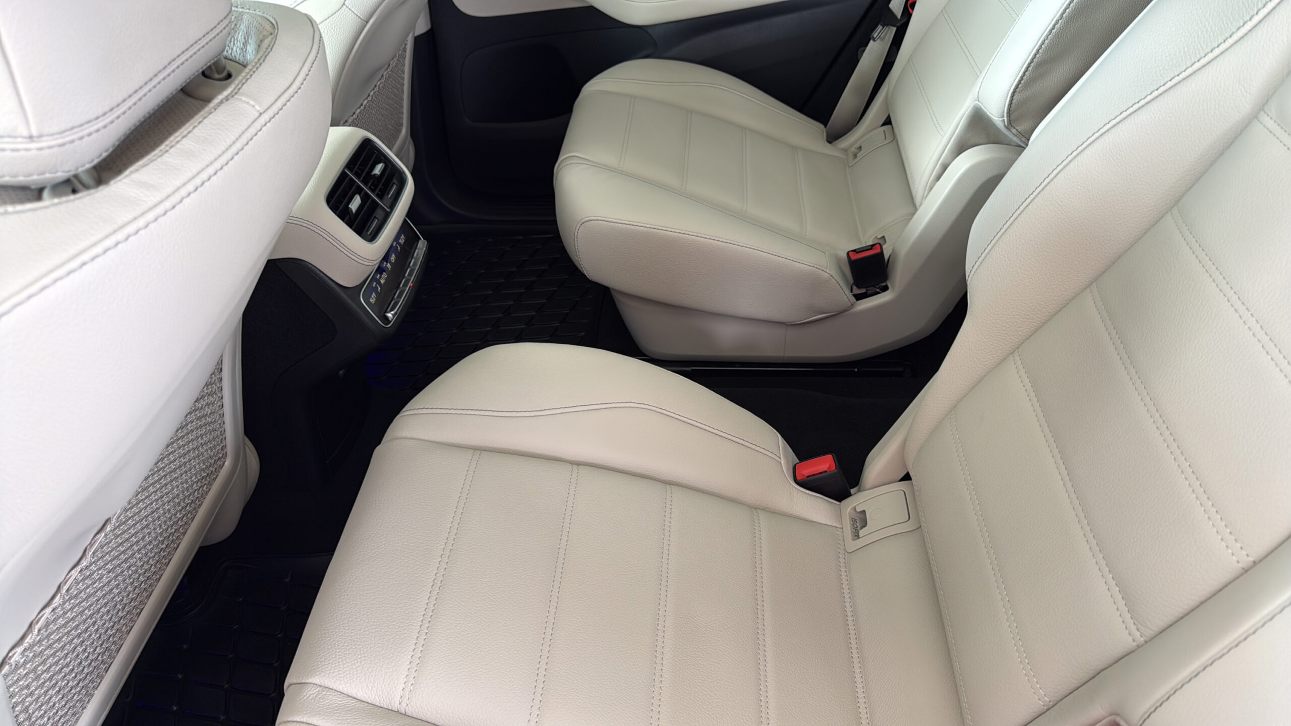 2026 Mercedes-Benz  GLS 450
