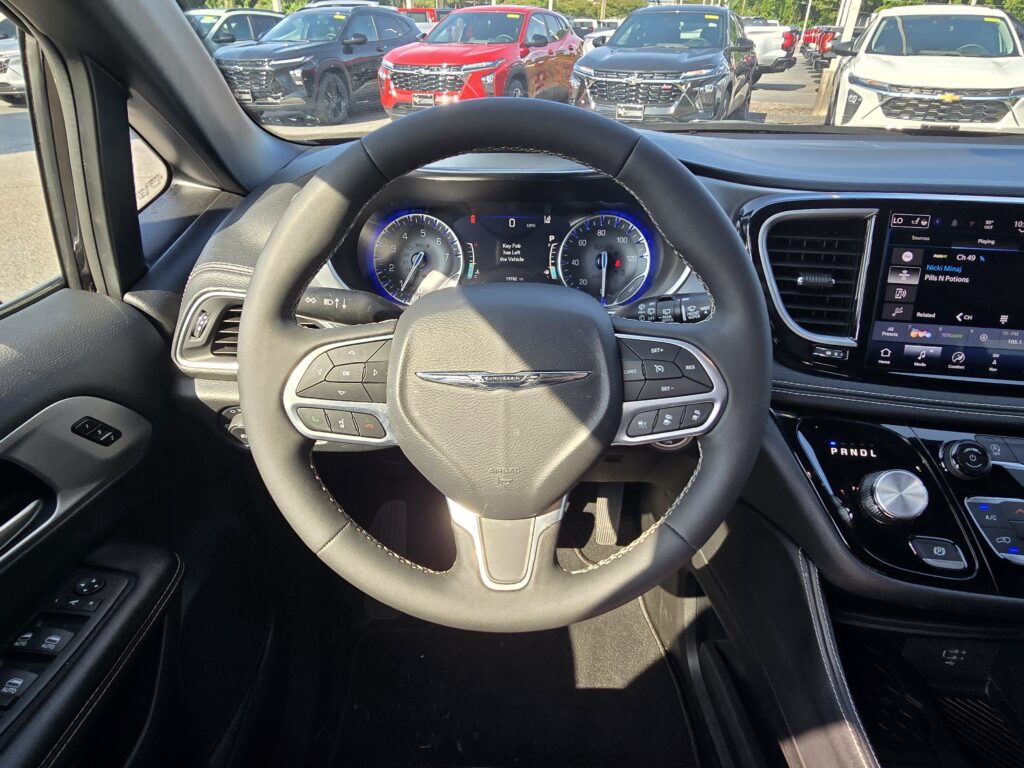 2026 Chrysler Pacifica Limited