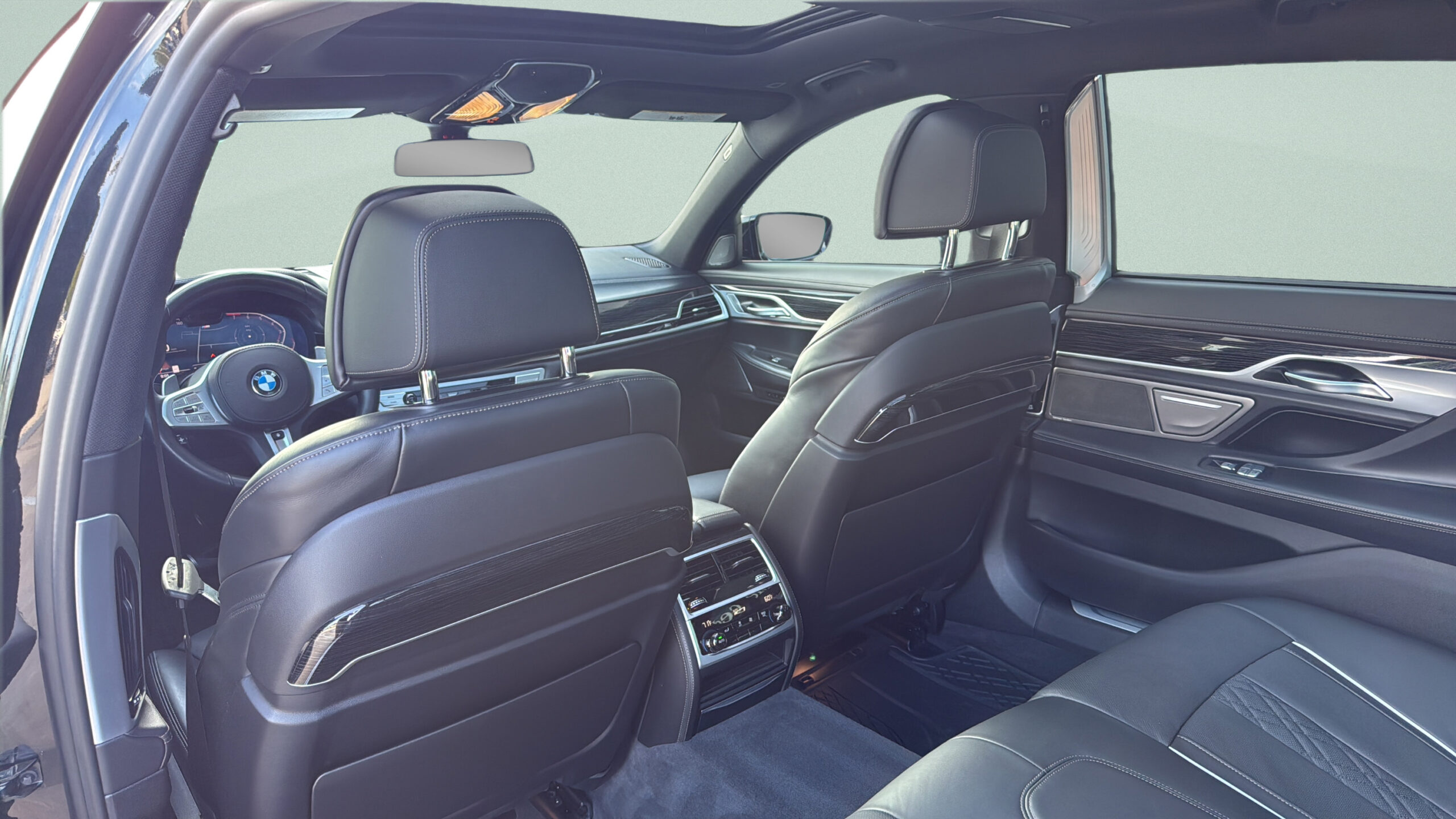 2022 BMW 7 Series 740i xDrive