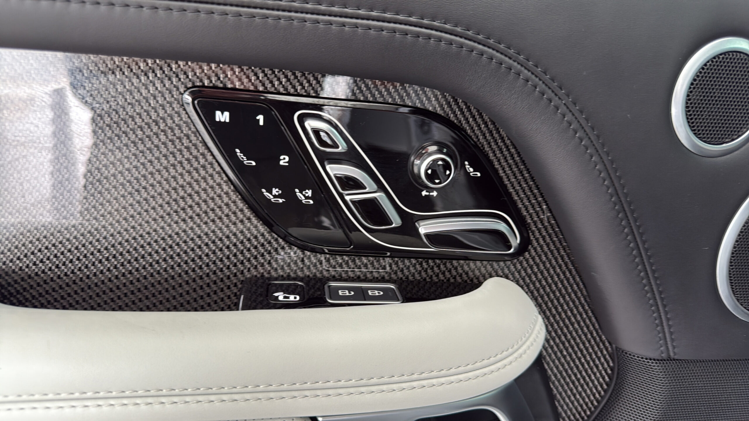 2021 Land Rover Range Rover SV Autobiography Dynamic