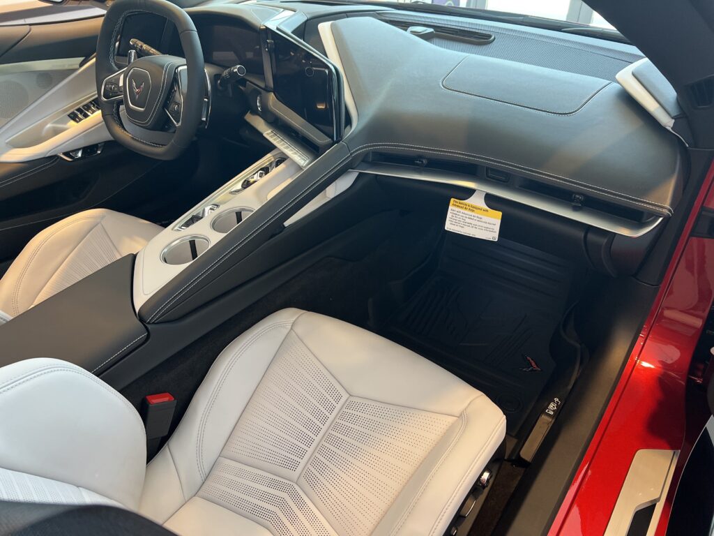 2027 Chevrolet Corvette 2LT