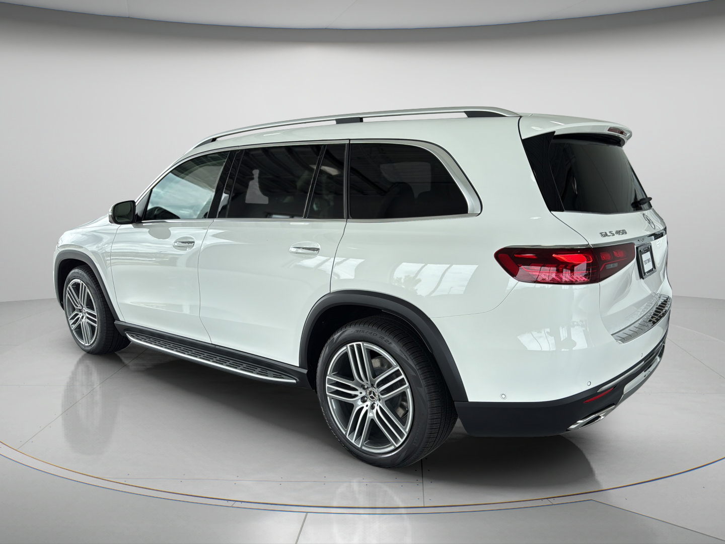 2026 Mercedes-Benz  GLS 450