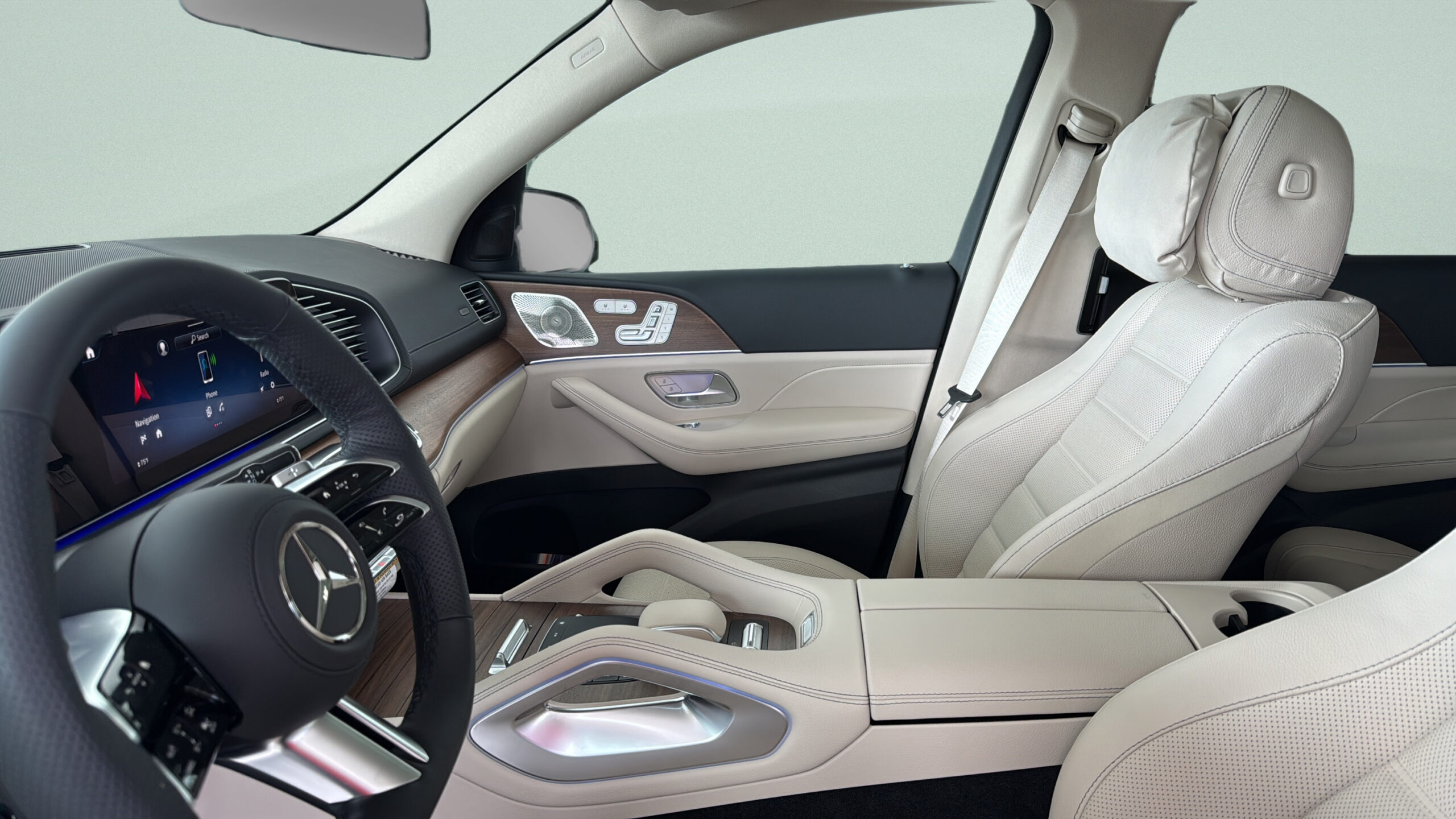 2026 Mercedes-Benz  GLS 450