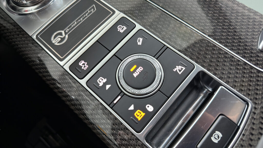 2021 Land Rover Range Rover SV Autobiography Dynamic