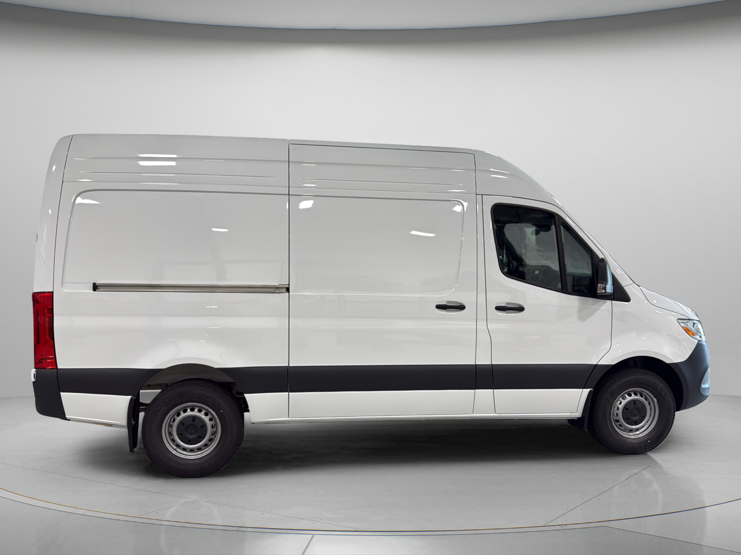 2026 Mercedes-Benz Sprinter Cargo Van Worker