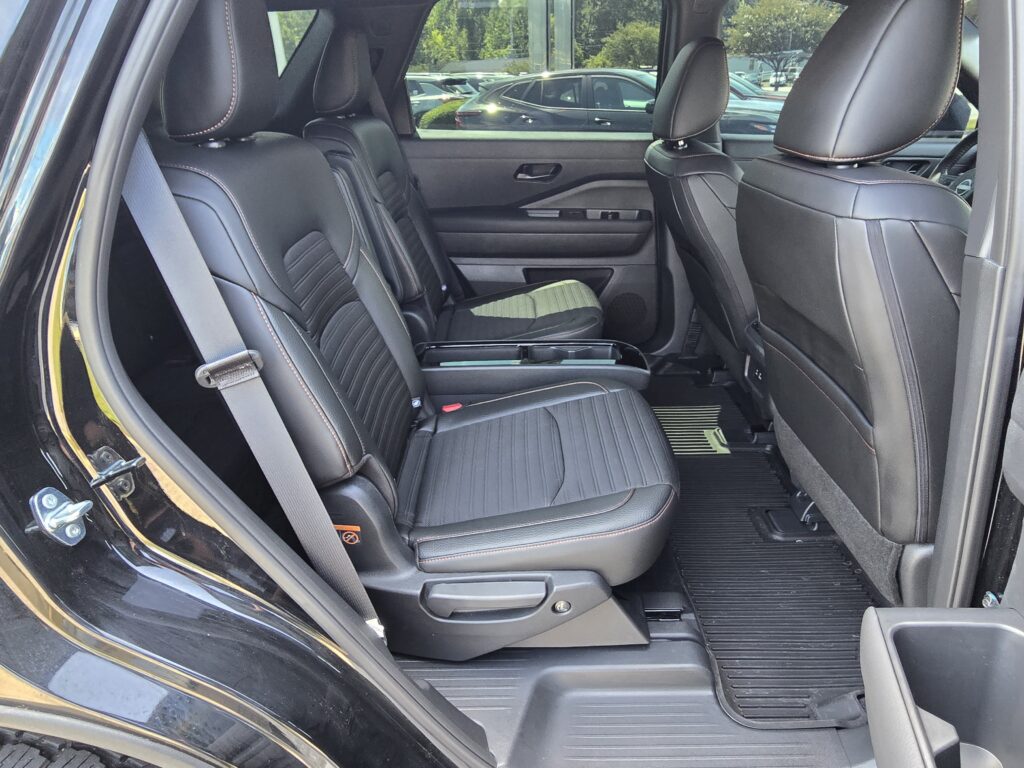 2025 Nissan Pathfinder Rock Creek